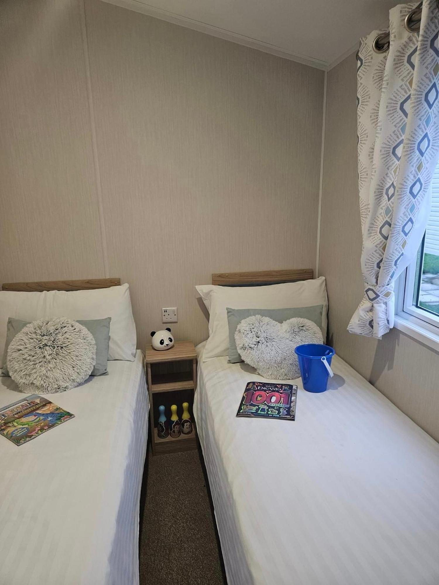 Wales - Ty Mawr Parkdean Hotel Kinmel Bay Ngoại thất bức ảnh